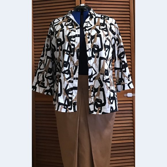 Chico's Brand Size 3 (XL) Cheetah Black and Tan Top - Picture 2 of 7